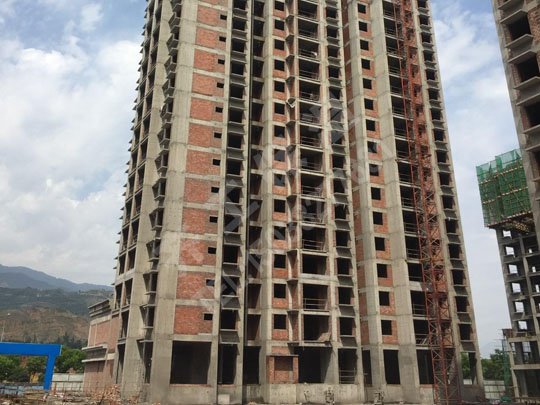 復(fù)合巖棉板的結(jié)構(gòu)是什么？